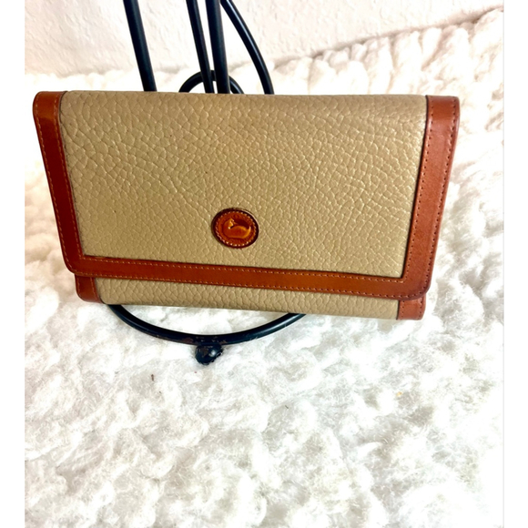 Vintage Dooney & Bourke pebbled leather checkbook wallet - Picture 1 of 12